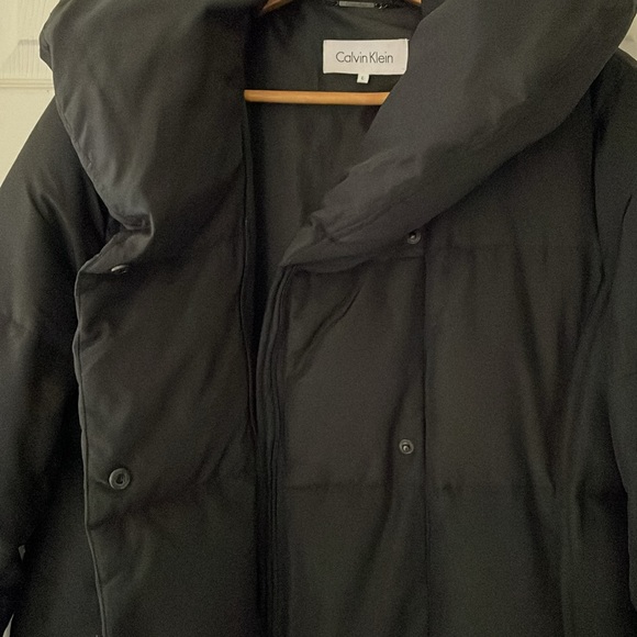 Calvin Klein: Quilted Puffer Down 3/4 Length Coat - Picture 5 of 14